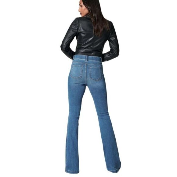 Spanx EveryWear Flare Jeans, size S/P, Vintage Indigo, Denim Cotton Blend, NWT - Picture 3 of 16